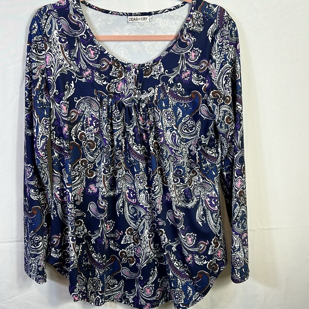 Ceasikery Blue Paisley Tunic Top Size Large like new